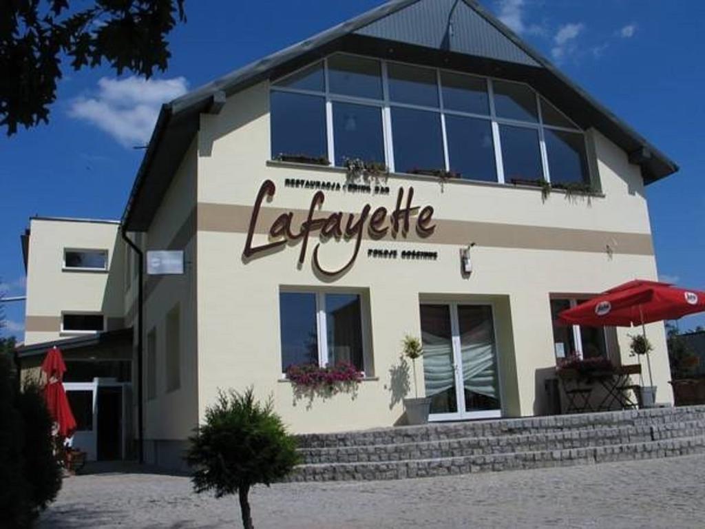 Restauracja Lafayette Pokoje Goscinne Zelów Esterno foto